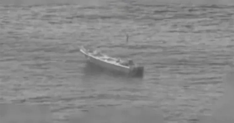 ABD den Pasifik te bir tekneye saldırı: 3 kişi hayatını kaybetti