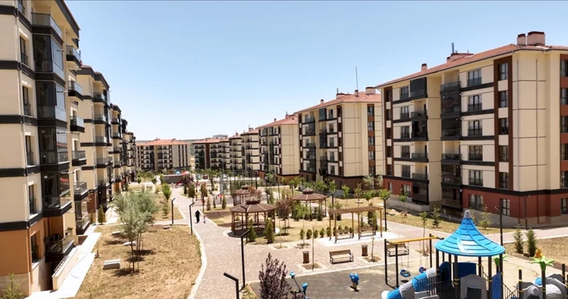 TOKİ ÖDEME PLANI 2026: 1+1 ve 2+1 TOKİ ödeme şartları nasıl aylık taksit ödemeleri ne zaman başlayacak, peşinat ödemesi ne kadar?