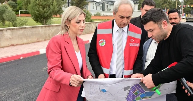 Duacı da alt yapı çalışmaları tamamlanan 34 sokağa sıcak asfalt Antalya Haberleri