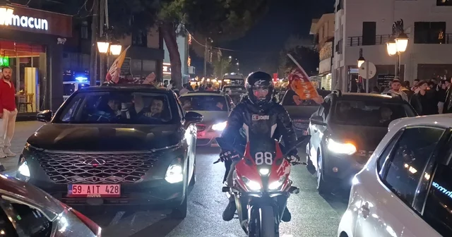 Dev derbide Galatasaray galip geldi, Tekirdağ da taraftarlar sokaklara döküldü Tekirdağ Haberleri