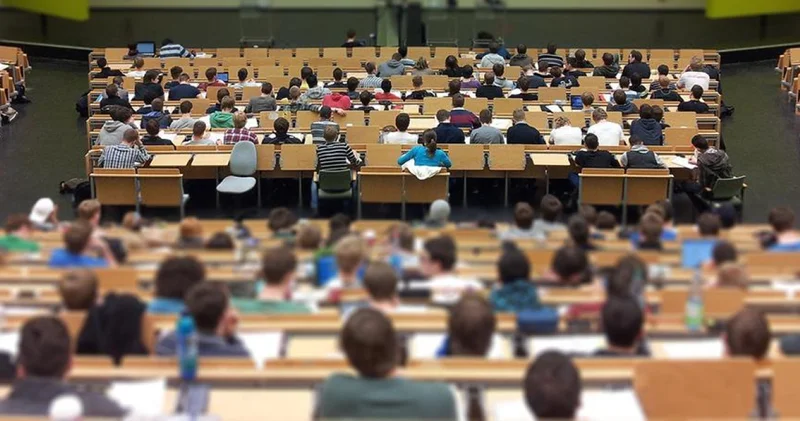 1 Mayıs ta üniversiteler tatil mi? 1 Mayıs hangi güne denk geliyor?