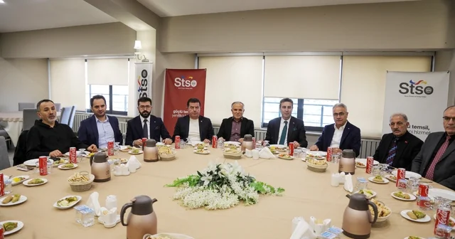 STSO Başkanı Zeki Özdemir, meslek odaları başkanlarıyla bir araya geldi Sivas Haberleri