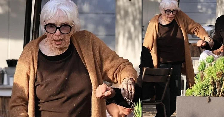 Onu sarıp sarmalayacak bir ailesi kalmadı... Yeni yaşına bile maaşlı elemanıyla girdi... Ünlü oyuncu yalnızlığa mahkum oldu