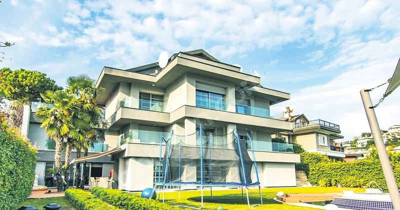 Karadeniz çifti 32 milyon TL dolandırıldı