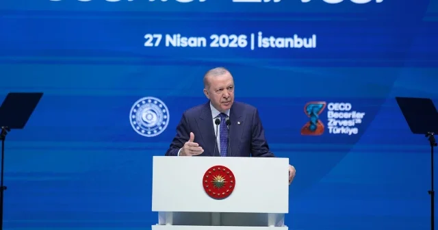 Cumhurbaşkanı Erdoğan’dan aile vurgusu: Bağlarımızın halen diri olması bize avantaj sağlamaktadır VİDEO İZLE