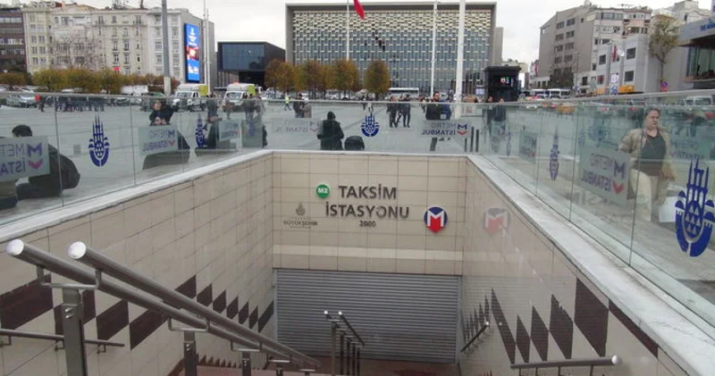 İstanbul Valiliği açıkladı! Taksim Metrosu ikinci bir duyuruya kadar kapandı! Taksim Metrosu kapatıldı mı, çalışıyor mu, kapalı mı? Taksim metro istasyonu neden kapandı