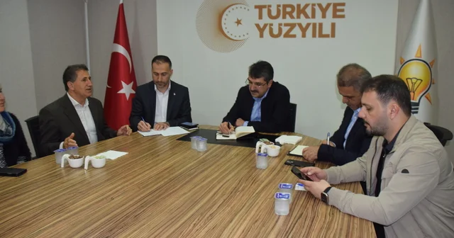 AK Parti Batman Milletvekili Ferhat Nasıroğlu, vatandaşlarla görüştü Batman Haberleri