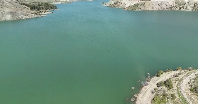 Tarihi Altınlı Köprü baraj sularında kayboldu Adıyaman Haberleri