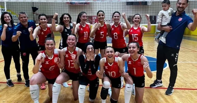 Kahramanmaraş Büyükşehir Belediyespor kadın voleybol takımı 2. Lig e yükseldi Kahramanmaraş Haberleri
