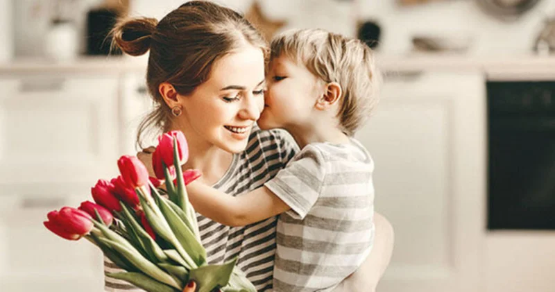 2026 Anneler Günü ne zaman, hangi güne denk geliyor? Anneler Günü neden her yıl farklı tarihte kutlanır?