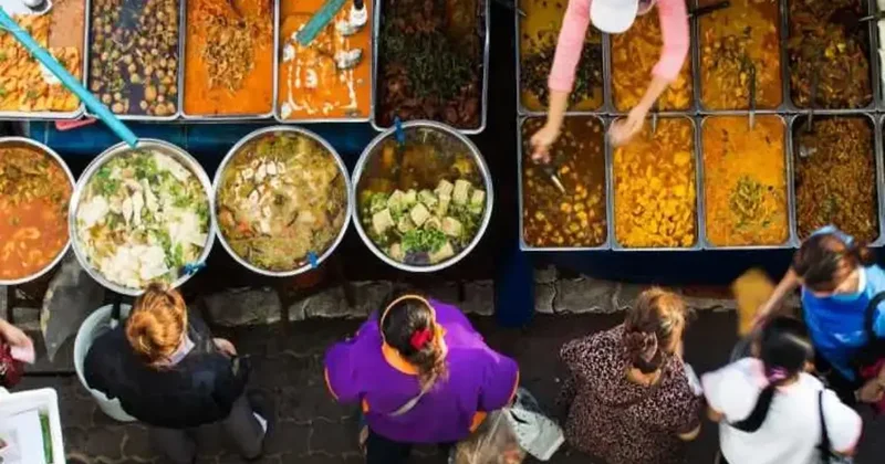 Dünyanın en kötü 100 sokak lezzeti belli oldu... 33. sırada ise Türkiye den bir yemek var