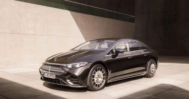 926 km menzilli amiral gemisi