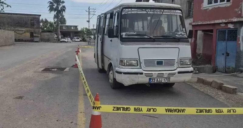Mersin de kahreden olay: Küçük çocuk babasının kullandığı aracın altında can verdi