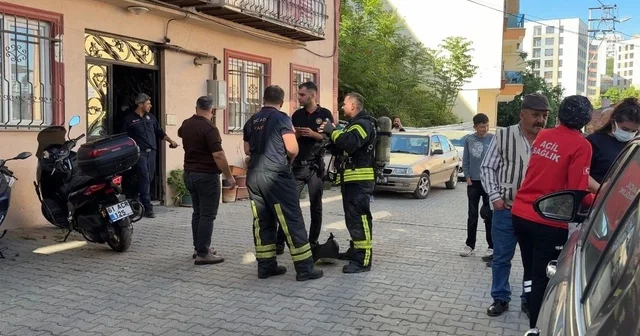 Kocaeli de kötü kokuların geldiği evden cansız beden çıktı Kocaeli Haberleri