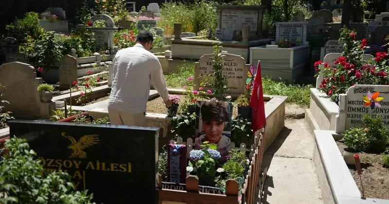 Mattia Ahmet Minguzzi’nin ailesi, bayramın ilk günü çocuklarının mezarını ziyaret etti