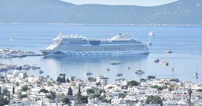 Bodrum’a kruvaziyer ile 2 bin 377 yolcu geldi Sözcü Gazetesi