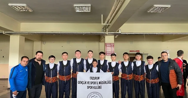 Halk Oyunlarında Erzurum Gençlik Spor ve EKTUD şampiyon Erzurum Haberleri