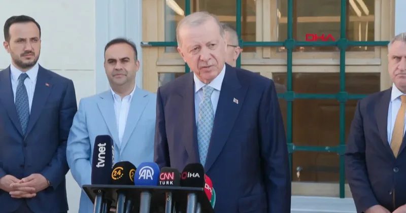 Cumhurbaşkanı Erdoğan, bayram namazını Büyük Çamlıca Camii nde kıldı