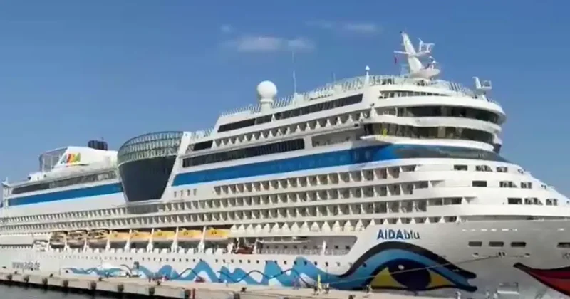 Bodrum’a bayramda denizden 2 bin 377 turist geldi