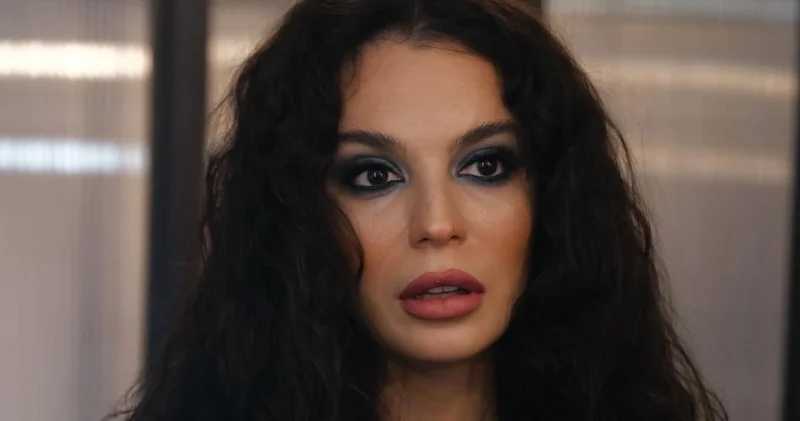 Aslı Bekiroğlu: Bedenim deforme olduğu için mutsuzum