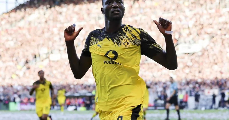 Borussia Dortmund’un golcüsü Fenerbahçe’ye transferi için işaret bekliyor! Guirassy dünden razı Sözcü Gazetesi