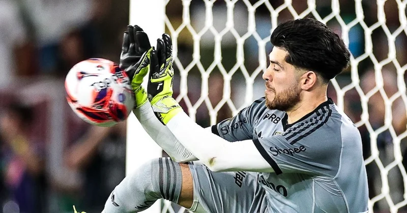Kartal aradığı 1 numarayı Brezilya’da buldu! Kaleye tangocu Agustin Rossi Sözcü Gazetesi