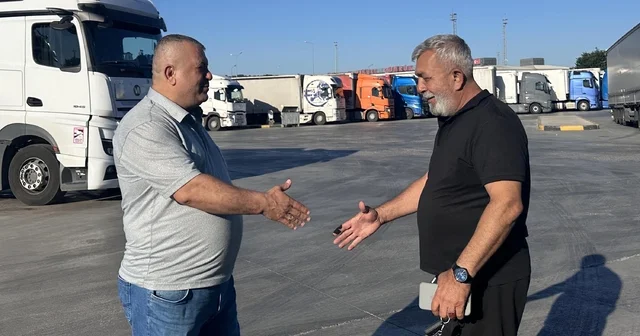 TIR şoförleri bayrama ailelerinden uzakta girdi Edirne Haberleri