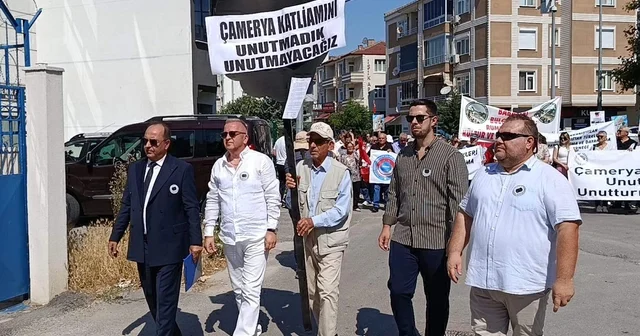 Edirne de Yunanistan Konsolosluğu önüne Çamerya soykırımını unutmadık yazılı çelenk bıraktılar Edirne Haberleri Habertürk Yerel Haberler