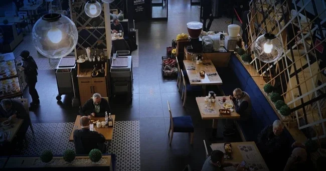 Kadın müşterilere ‘canım balım diyen restoran müdürüne şok: Tazminatsız kovuldu