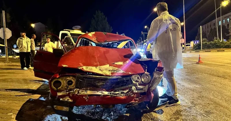 Kırmızı ışık ihlali yapıp motosiklete çarpan sürücüye 51 bin TL ceza kesildi