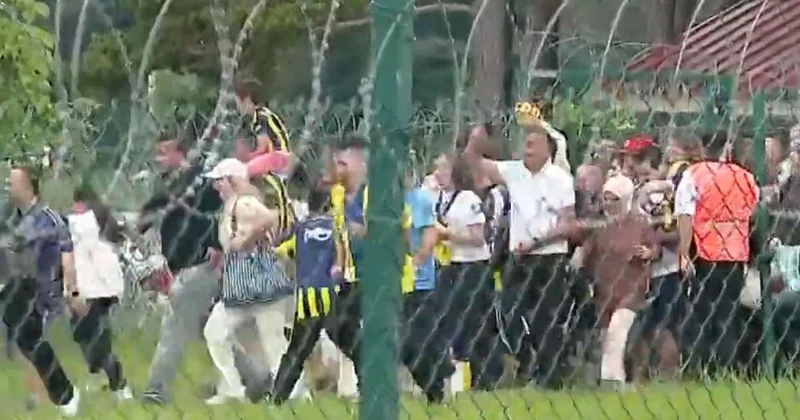 Fenerbahçe taraftarı bildiğiniz gibi! Kapılar açılınca hücüm ettiler