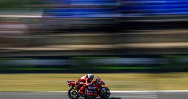 MotoGP nin Hollanda daki sprint yarışında Toprak Razgatlıoğlu 17. oldu Spor Haberleri
