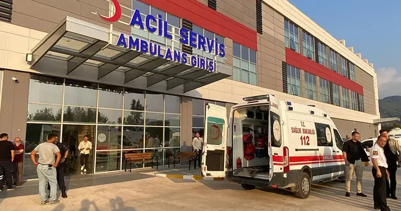 Osmaniye de gıda zehirlenmesi şüphesi: 53 kişi hastaneye başvurdu