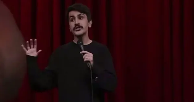 Sözde komedyen Deniz Göktaş Kur an ı Kerim ile aley etti!