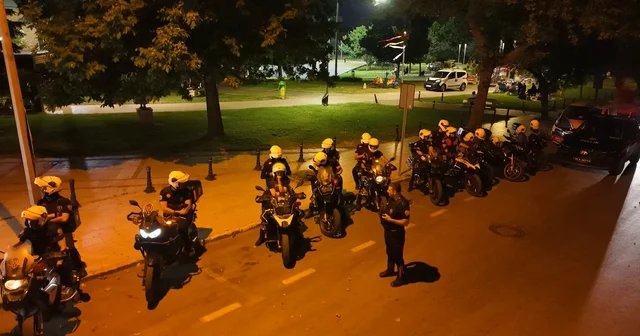 Bursa da bin polisle huzur operasyonu Sokaklar abluka altına alındı Bursa Haberleri Habertürk Yerel Haberler