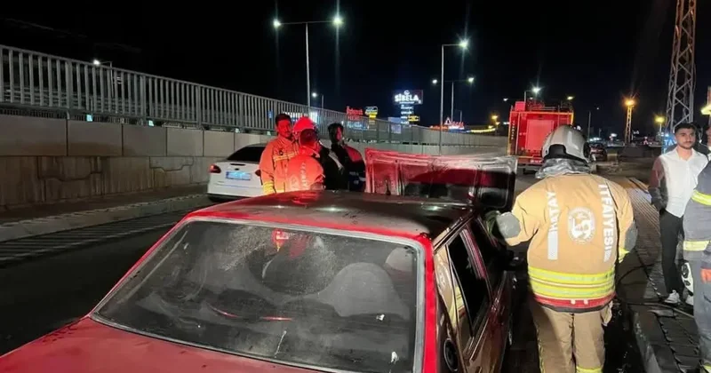 Antakya’da otomobil yangını!
