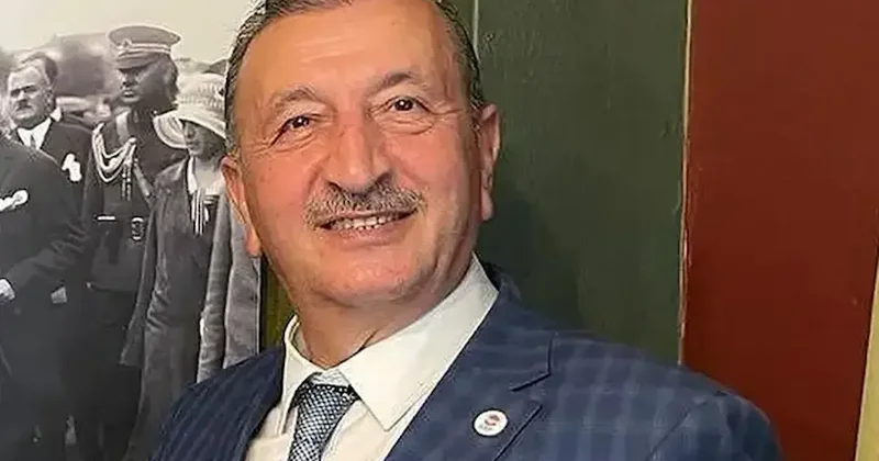 Siyaset gündemine bomba gibi düşen iddia: CHP den 86 vekil ile 74 il başkanı bize katılacak Sözcü Gazetesi