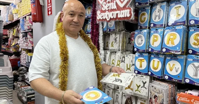 Düğün sezonu süslemeli ürünlerin satışını hareketlendirdi Yaz aylarının gelmesiyle etkinlik malzemelerine talep arttı Eskişehir Haberleri Habertürk Yerel Haberler