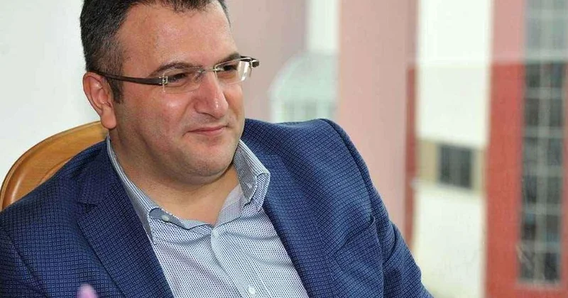 Cem Küçük ten sürpriz karar! 10 yıl sonra yollar ayrıldı