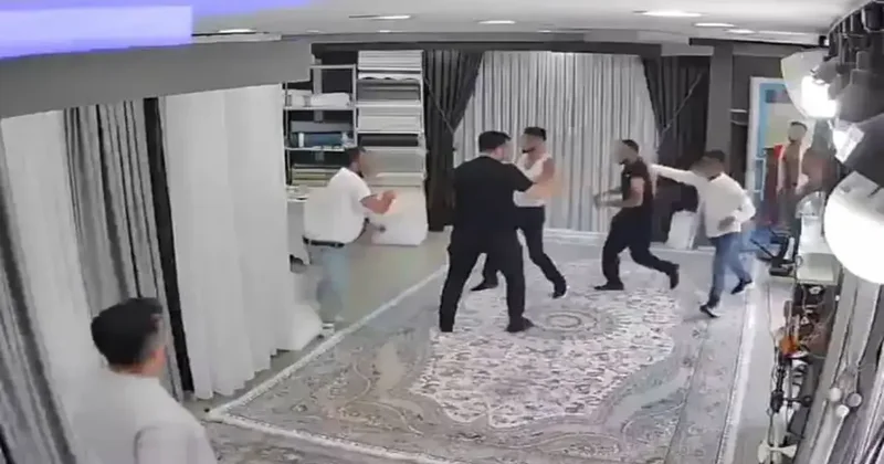 Sokaktaki kavga perdecide devam etti o anlar kameralara yansıdı...