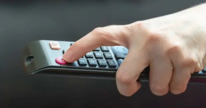 Gençler eskisi kadar televizyon izlemiyor: Ekran süreleri azaldı