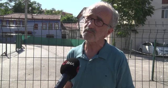 Tarihi mezarın üzeri çakıl taşlarıyla kapatılıp otopark görünümü verildi Gönüllü Çevre Müfettişi Ali Turan: Ecdada sahip çıkılsın Bursa Haberleri Habertürk Yerel Haberler