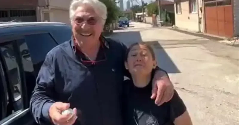 Yolunu şaşıran oyuncu Erdal Özyağcılar’a ilginç bir hediye verdi