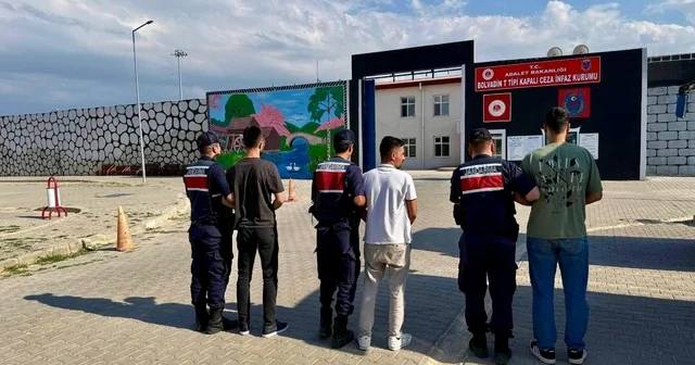 Jandarma çeşitli suçlardan aranan 34 kişiyi yakaladı Afyonkarahisar Haberleri Habertürk Yerel Haberler