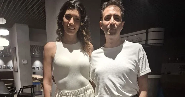 Sarp Bozkurt: Ben mi kısayım kadınlar mı uzun
