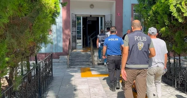 WhatsApp grubundan polis ve jandarma uygulama noktalarını paylaşan 7 şüpheli yakalandı Balıkesir Haberleri Habertürk Yerel Haberler