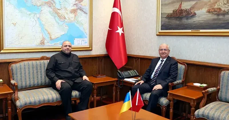 Bakan Güler, Ukrayna Milli Güvenlik ve Savunma Konseyi Sekreteri Umerov ile görüştü