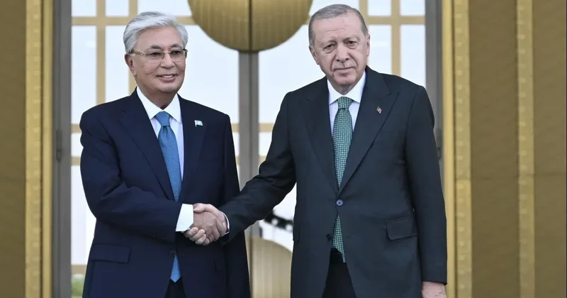 Erdoğan ve Tokayev arasında görüşme