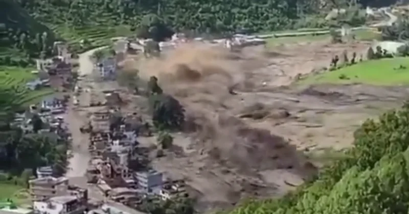 Nepal de düşen buzul deprem etkisi yarattı Sözcü Gazetesi