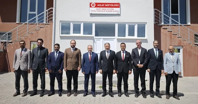Diyanet İşleri Başkanı Arpaguş, Ahlat ta ilçe müftüleriyle bir araya geldi Bitlis Haberleri Habertürk Yerel Haberler